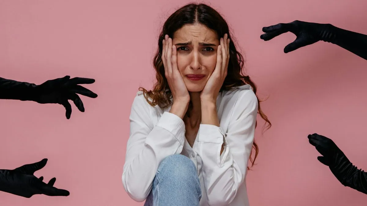 How To Stop A Panic Attack? A Psychiatrist’s Guide To Causes, Symptoms, And Recovery